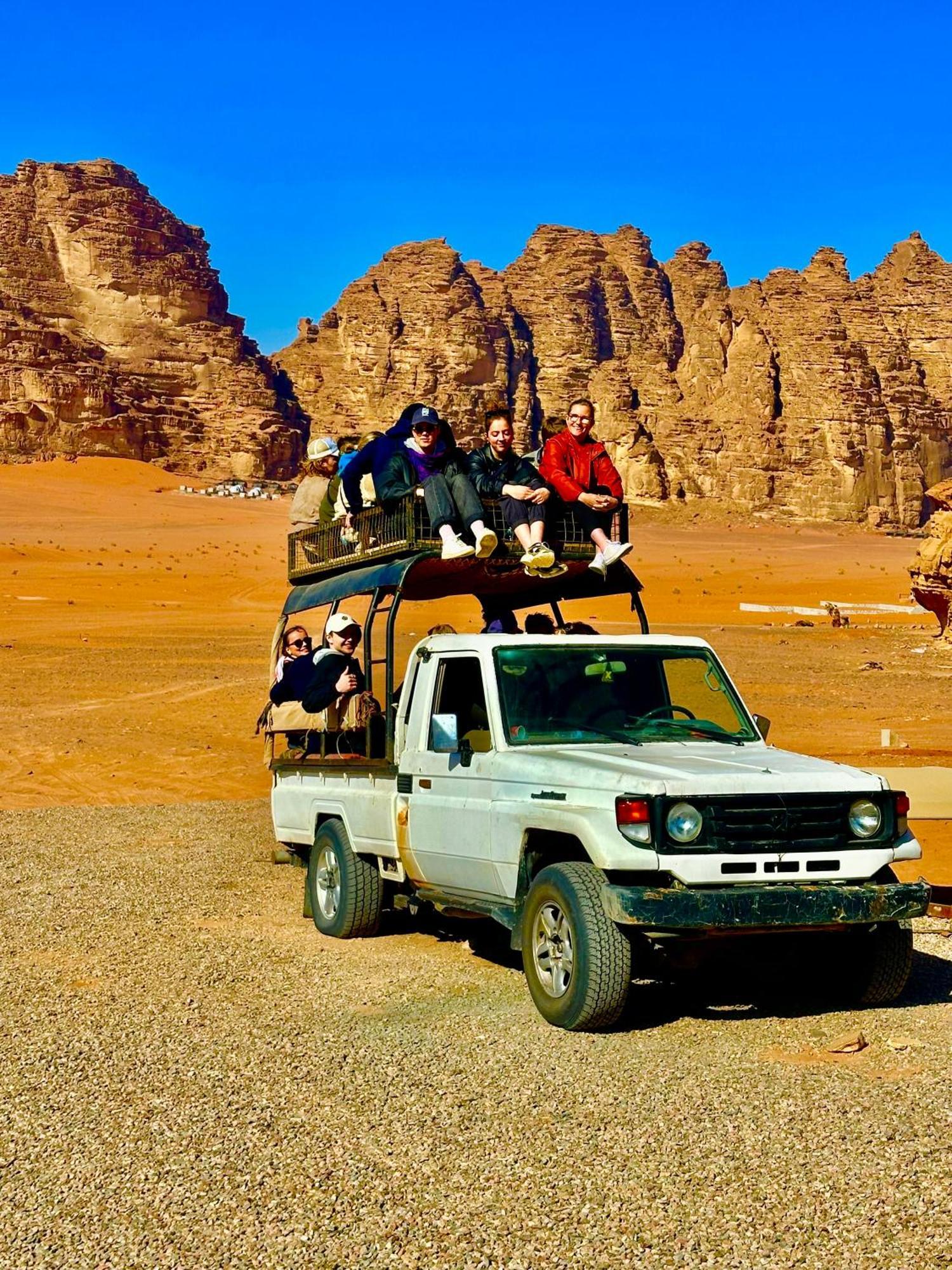 Nael Bedouin Luxury Camp وادي رم المظهر الخارجي الصورة